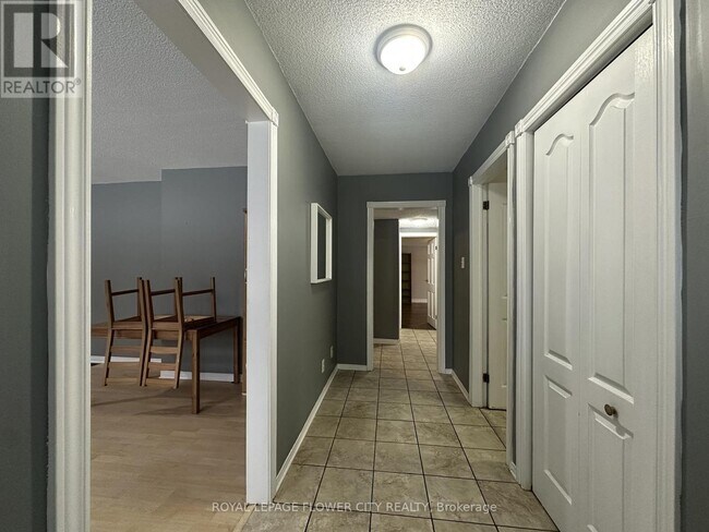 9406 Side Rd 5 in Erin, ON - Building Photo - Building Photo