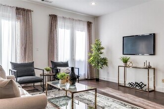 2513 El Camino Ln in Dallas, TX - Building Photo - Building Photo