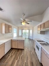 449 Carmel Peak Ln in Las Vegas, NV - Building Photo - Building Photo