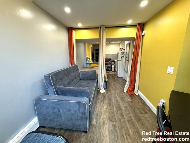 482 Beacon St, Unit 2 in Boston, MA - Building Photo - Building Photo