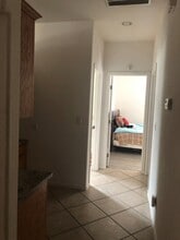 2614 W Oakridge Ave in Visalia, CA - Building Photo - Building Photo