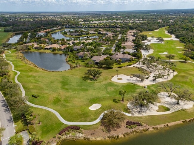 3240 Cottonwood Bend, Unit 201 in Ft. Myers, FL - Building Photo - Building Photo