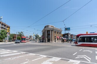 Hillsdale Manor in Toronto, ON - Building Photo - Building Photo