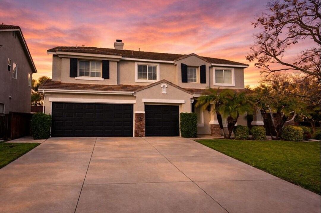 38033 Augusta Dr in Murrieta, CA - Building Photo