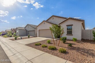 4198 E Reynolds Dr in San Tan Valley, AZ - Foto de edificio - Building Photo