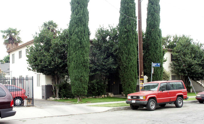 The Strathern in Panorama City, CA - Building Photo - Building Photo