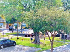 8906 W Flagler St-Unit -224 in Miami, FL - Building Photo - Building Photo
