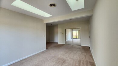 202 Skyhill Rd in Alexandria, VA - Building Photo - Building Photo