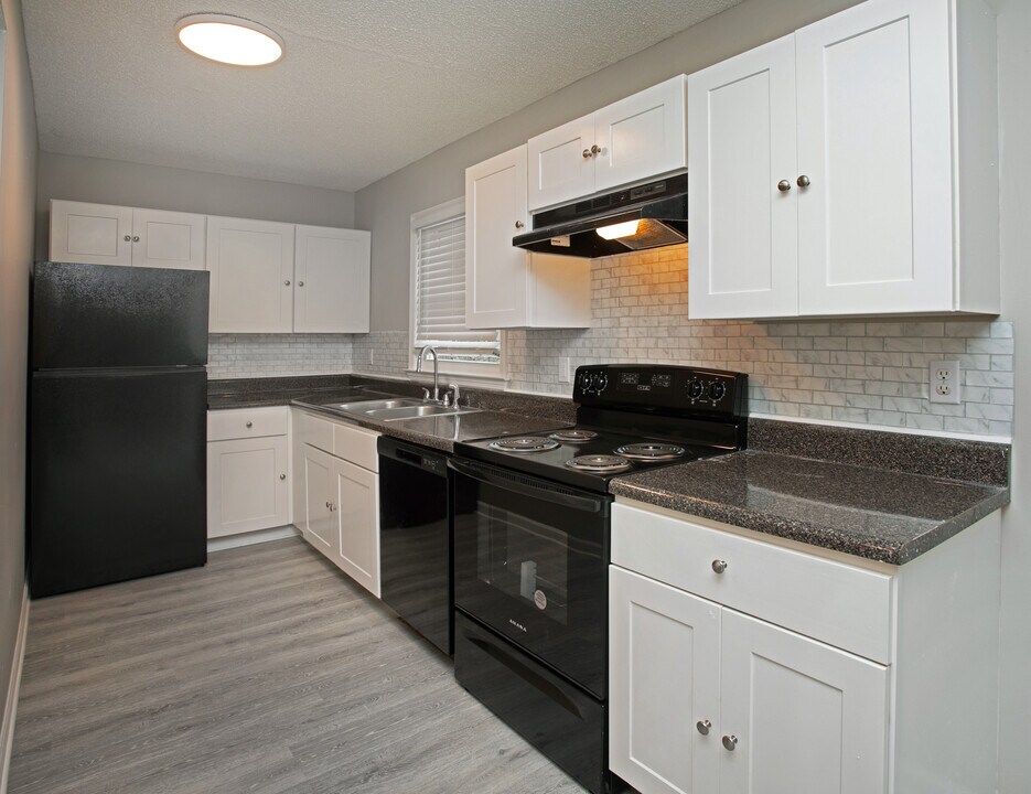 1425 Park in Valdosta, GA - Building Photo