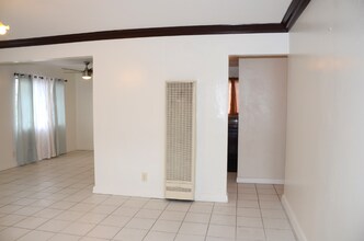 1218 N Park Western Dr-Unit -Apt #3 in Los Angeles, CA - Building Photo - Building Photo