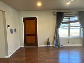 816 Lafayette St in Castroville, TX - Building Photo