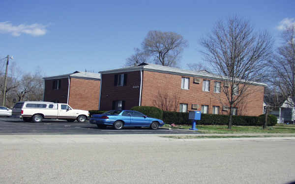 2225 Whittier St in Middletown, OH - Building Photo