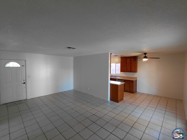 738 Brentwood Ave in Holtville, CA - Building Photo - Building Photo