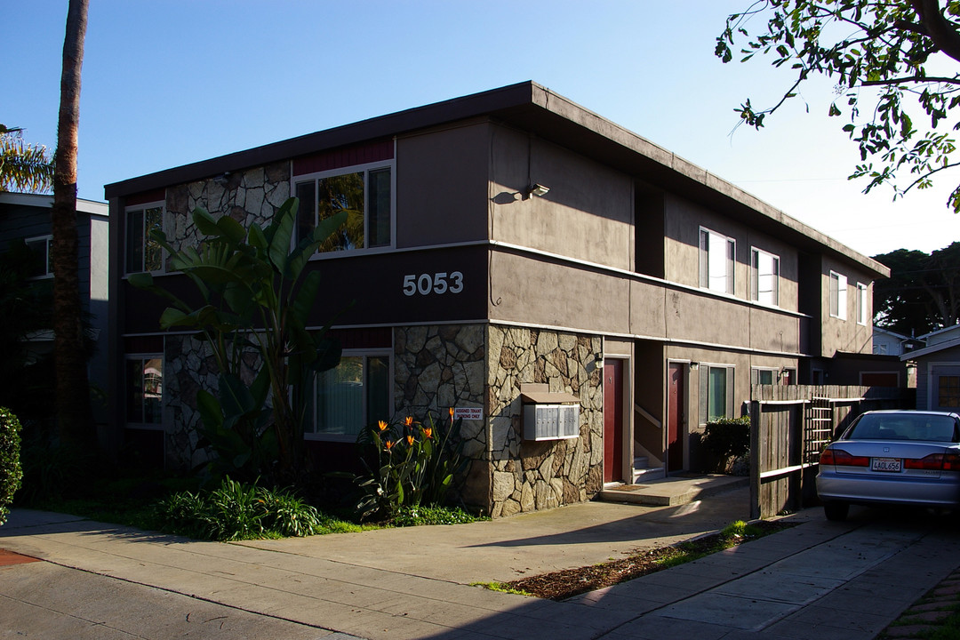 5053 Long Branch Ave in San Diego, CA - Foto de edificio