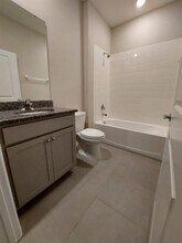 13210 Waterleaf Garden Cir in Riverview, FL - Building Photo - Building Photo