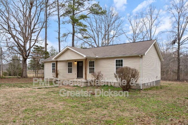 1011 E Pruett Rd in Dickson, TN - Building Photo - Building Photo