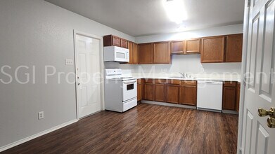 3416 Poplar Springs Ln in Dallas, TX - Building Photo - Building Photo