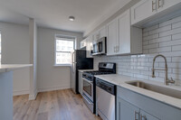 The Mabel Exchange Apartments in Chicago, IL - Building Photo - Interior Photo