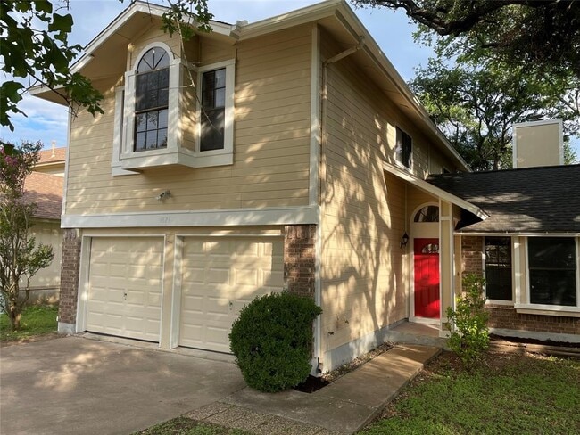 property at 1321 Mimosa Pass