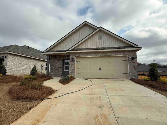 property at 521 Vista Pointe Dr