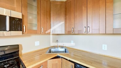 19 Cortes St in Boston, MA - Building Photo - Building Photo