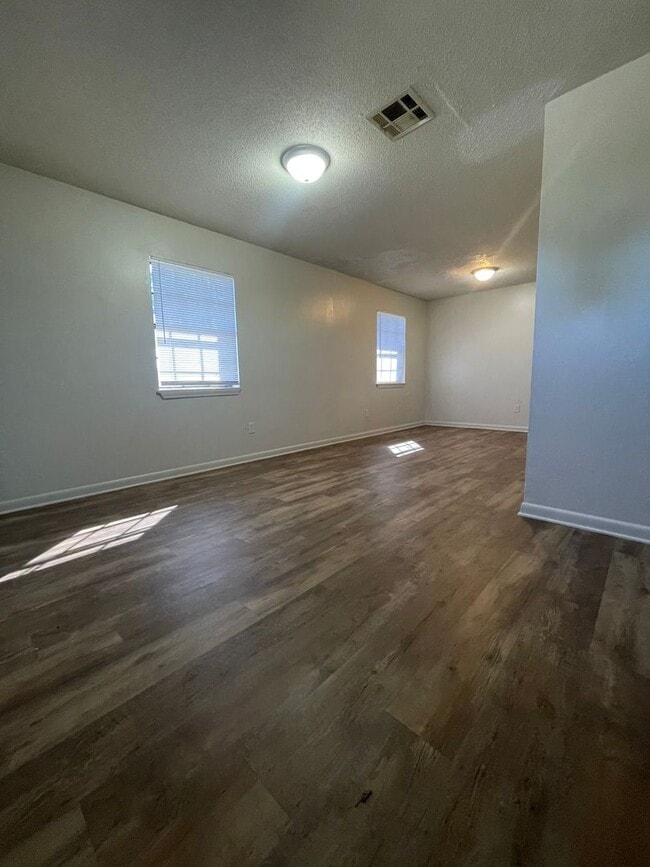 306 Loire Ave in Lafayette, LA - Building Photo - Building Photo