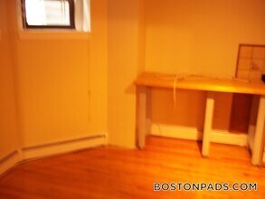 137 Park Dr in Boston, MA - Building Photo - Building Photo