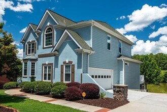 225 Heritage Lake Dr in Fayetteville, GA - Building Photo - Building Photo