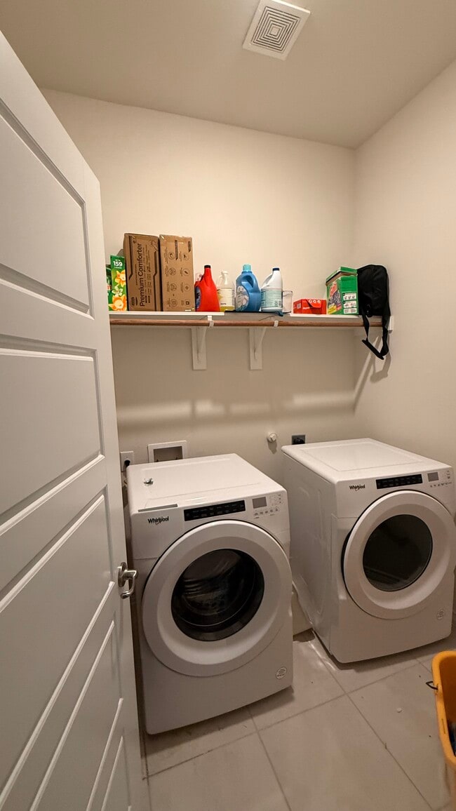 5429 Bon Fire Dr in Garland, TX - Building Photo - Building Photo