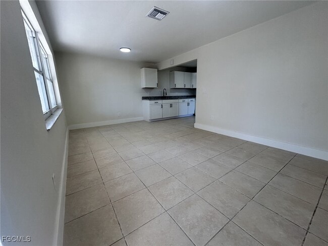 706 Karlov St in Ft. Myers, FL - Building Photo - Building Photo