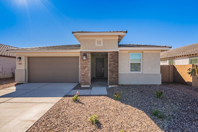 8147 E Paloma Ave in Mesa, AZ - Building Photo - Building Photo