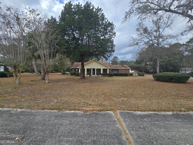 1703 Point Peter Rd in St. Marys, GA - Building Photo - Building Photo