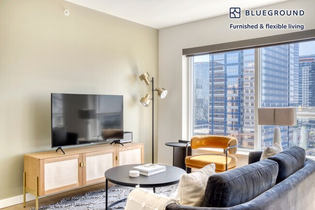 10351 NE 10th St-Unit -FL16-ID476 in Bellevue, WA - Building Photo - Building Photo