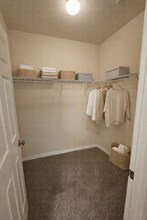 3729 Parkridge Cir in Sarasota, FL - Building Photo - Building Photo