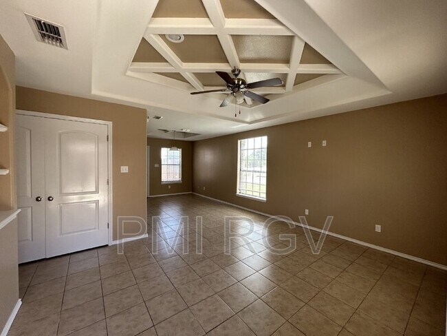 200 W Amy Dr in San Juan, TX - Building Photo - Building Photo