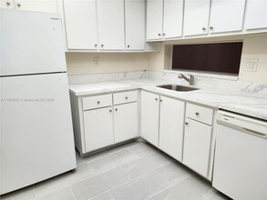 8520 SW 133rd Avenue Rd in Miami, FL - Building Photo - Building Photo
