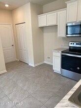 7652 Legacy Trl in Jacksonville, FL - Building Photo - Building Photo
