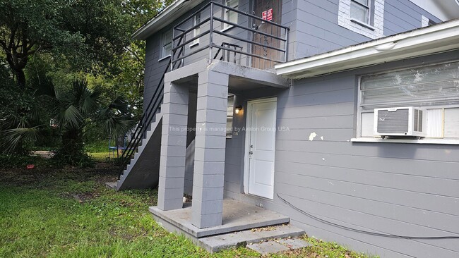 1716 Whitner St in Jacksonville, FL - Building Photo - Building Photo