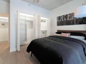 430 E Ohio St in Chicago, IL - Building Photo - Building Photo