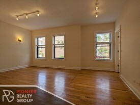 4040 N Ashland Ave, Unit 2e Apartments