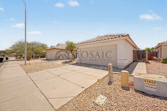 1271 W Gail Dr in Chandler, AZ - Building Photo - Building Photo