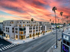 7566 Sunset Blvd Apartments