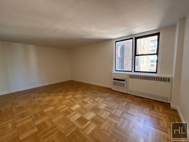 East 79th Street, Unit 11K in New York, NY - Building Photo - Building Photo