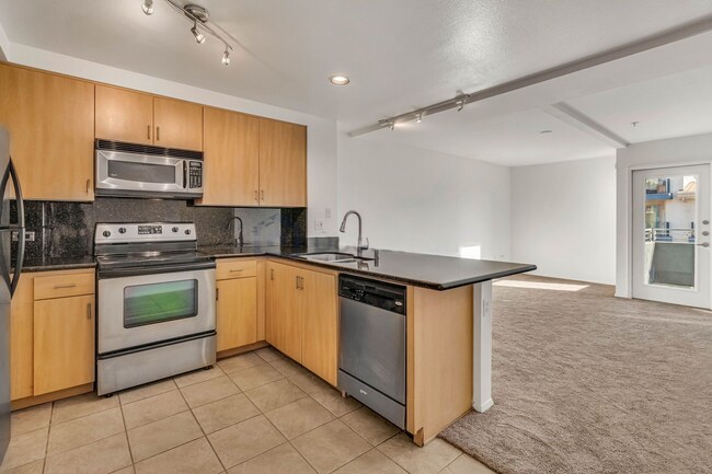 101 Market St, Unit 101 market street #312 in San Diego, CA - Building Photo - Building Photo