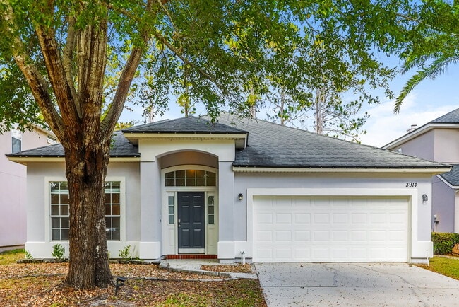 property at 3914 Leatherwood Dr