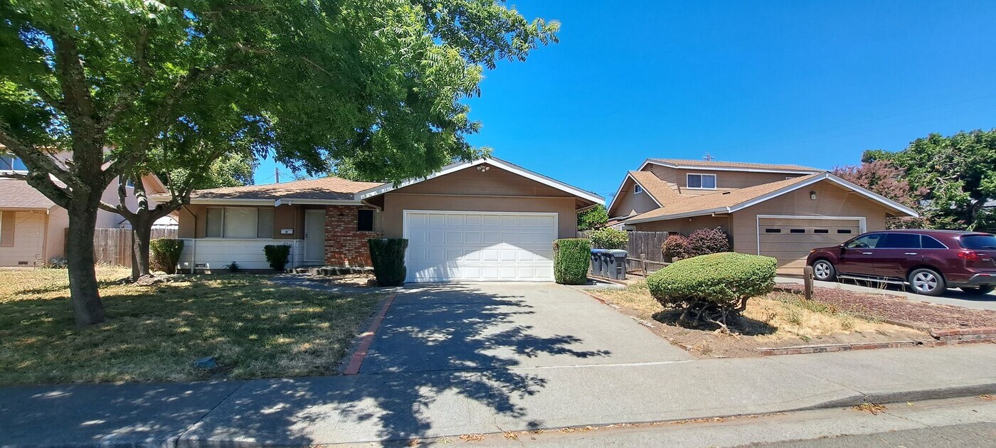2519 Heather Dr in Fairfield, CA - Building Photo