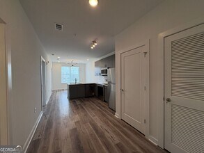 525 Interstate N Pkwy in Atlanta, GA - Building Photo - Building Photo