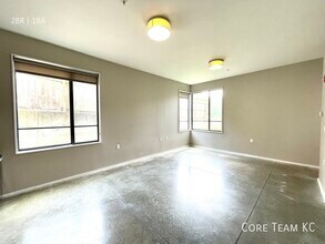 3632 Gillham Rd in Kansas City, MO - Building Photo - Building Photo