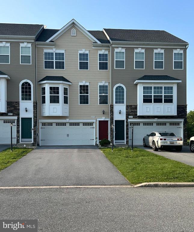 property at 10373 Lantern Ln