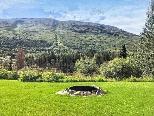 430 Wolf Dr in Anchorage, AK - Building Photo - Building Photo